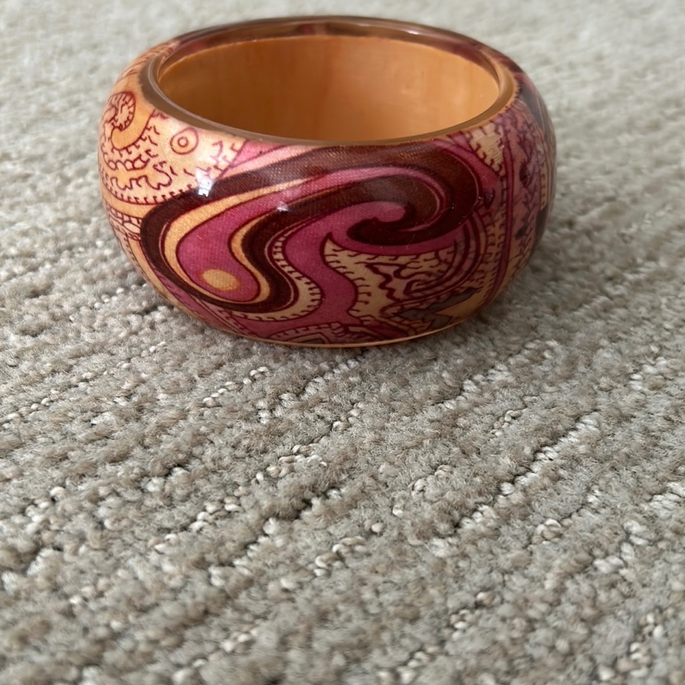 Chunky bangle